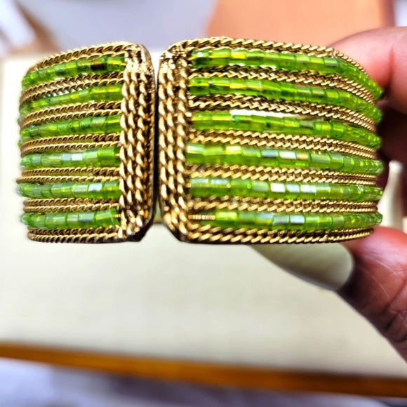 Vintage Beaded Cuff Bracelet / Citron & Gold / Hinged - Picture 1 of 6